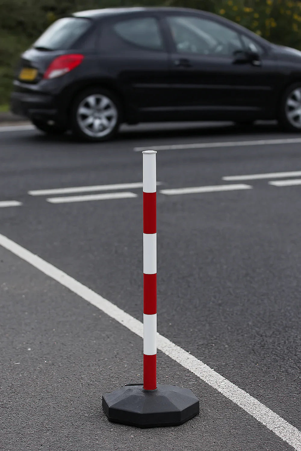 Post & Chain Divider Barrier