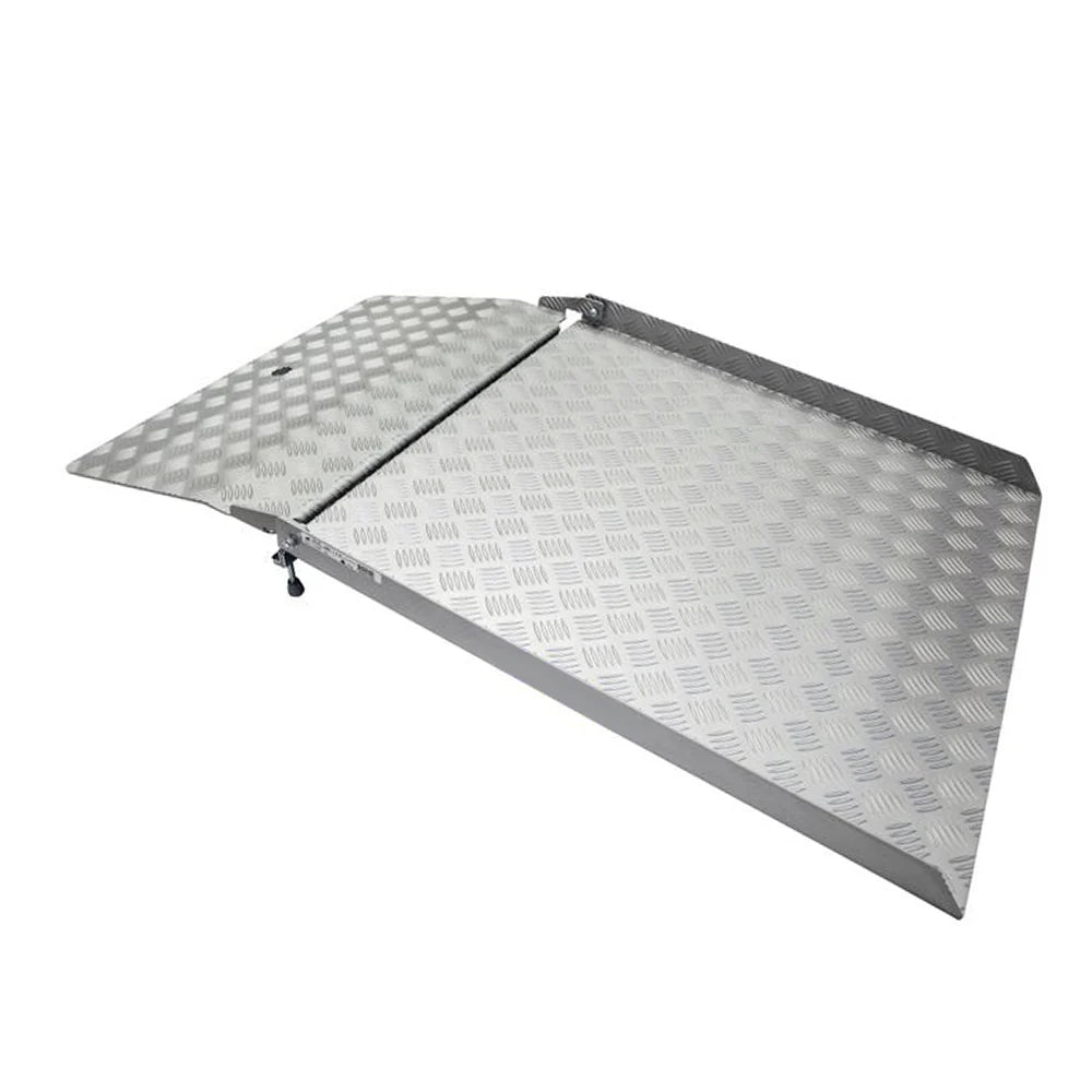 Folding Drive-In Ramp – Convenient Access for Heights Up to 150mm