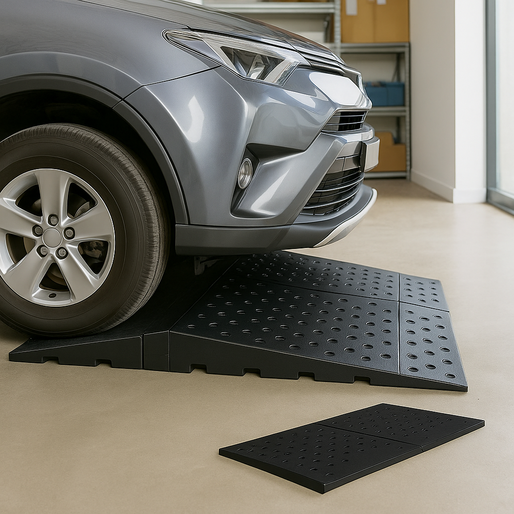 Heavy-Duty Rubber Container Ramp (150mm - 300mm) – Safe and Efficient Loading