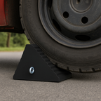 Heavy-Duty Pyramid Rubber Wheel Chock for HGVs, Trucks & Trailers – Industrial-Grade, Anti-Slip Tyre Stopper for Maximum Vehicle Safety