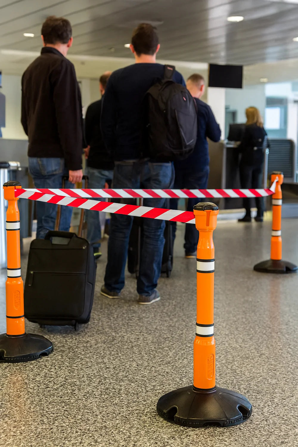 Retractable Barrier Post & Base System – Heavy-Duty 9m Tape for Crowd Control, Events, Construction & Public Safety